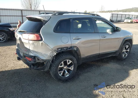 2016 Jeep Cherokee Trailhawk from USA, damaged, VIN 1C4PJMBS8GW224870
